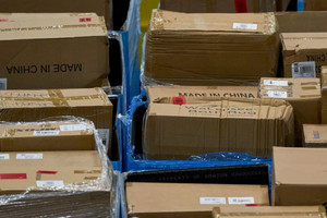 Amazon bất ngờ hủy một loạt đơn hàng từ Trung Quốc, chuyện gì đang xảy ra?