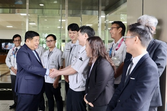 Phó Thủ tướng vừa đưa đề nghị quan trọng với doanh nghiệp sản xuất bộ nhớ hàng đầu Nhật Bản