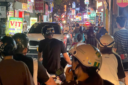 Có ô tô, có chỗ để, nhưng sau nửa năm tôi vẫn buộc phải bán xe